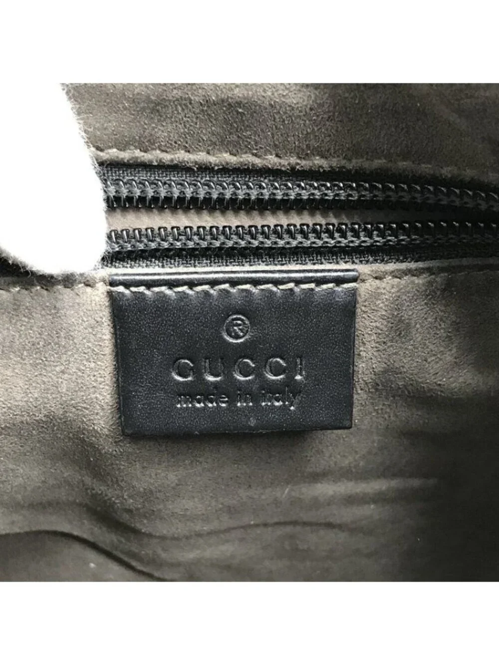 Gucci Embossed Signature Leather Shoulder Bag Black - Picture 9 of 10